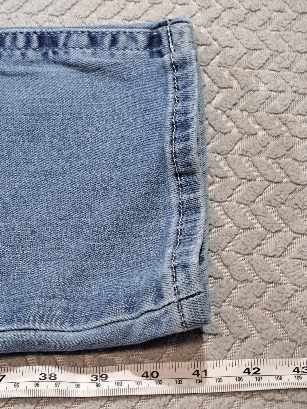 Wrangler Light Blue Women’s Boot Cut Jeans - Picture 6 of 6